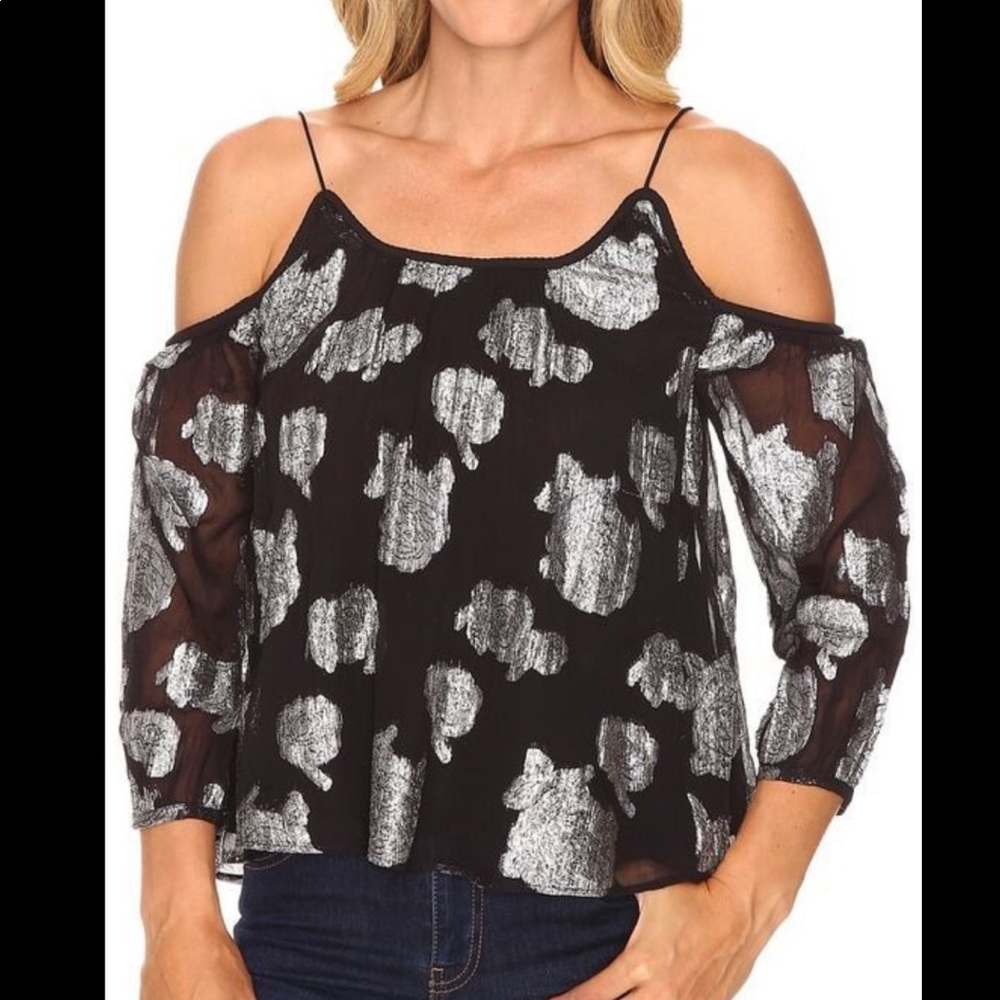 Lucky Brand cold shoulder blouse size XS